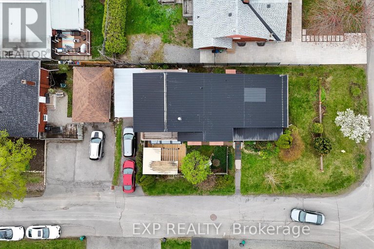28319921/220-ancaster-avenue/woodroffe/ottawa/ontario/K2B5B3_35