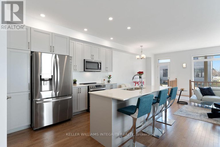 28463523/81-heirloom-street/riverside-southgloucester-glen/ottawa/ontario/K4M0L2_8