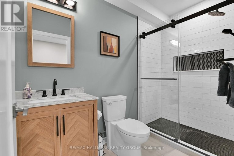 29525004/160-eric-maloney-way/blossom-parkkemp-parkfindlay-creek/ottawa/ontario/K1T0R1_33