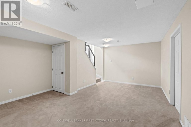 28656306/280-applecross-crescent/morgans-grantsouth-march/ottawa/ontario/K2K0C4_36