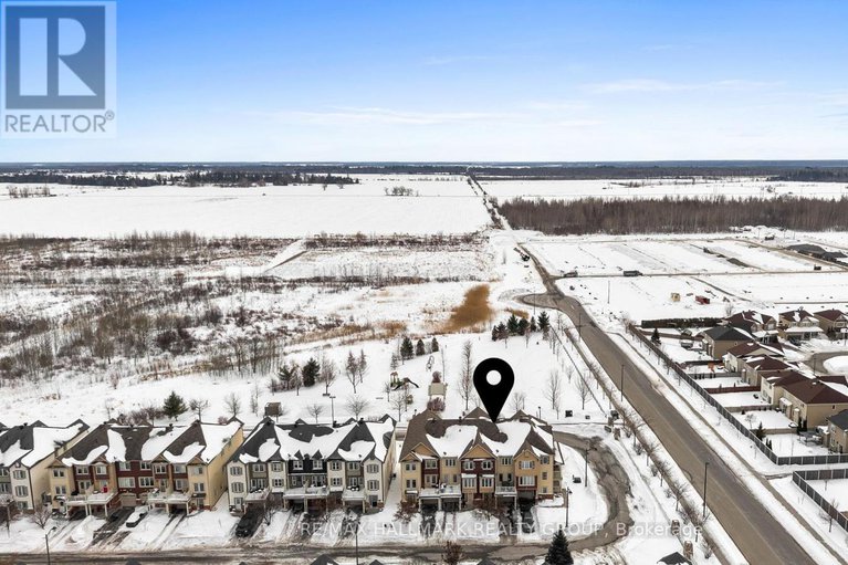 29402319/128-sunshine-crescent/notting-hillsummerside/ottawa/ontario/K4A0V3_38