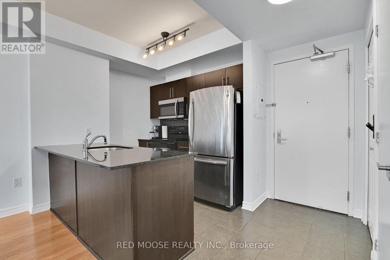 29013970/703-70-landry-street/vanier/ottawa/ontario/K1L0A8_8