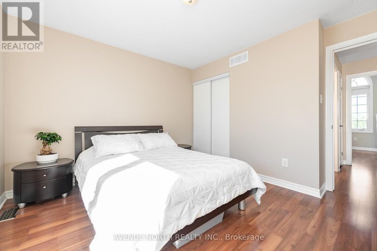 28767576/3560-cambrian-road/half-moon-bay/ottawa/ontario/K2J0T6_28