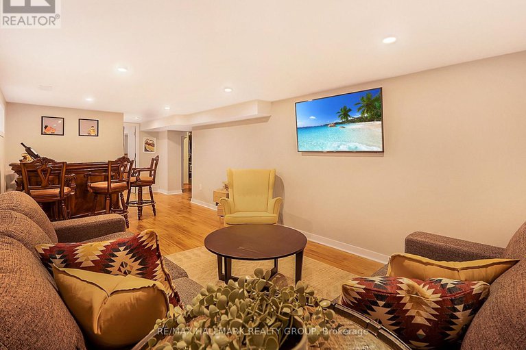 29075459/2077-lemay-crescent/elmvale-acresurbandale/ottawa/ontario/K1G2X5_19