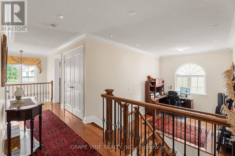 28599079/313-eckerson-avenue/stittsville-south/ottawa/ontario/K2S0K8_44