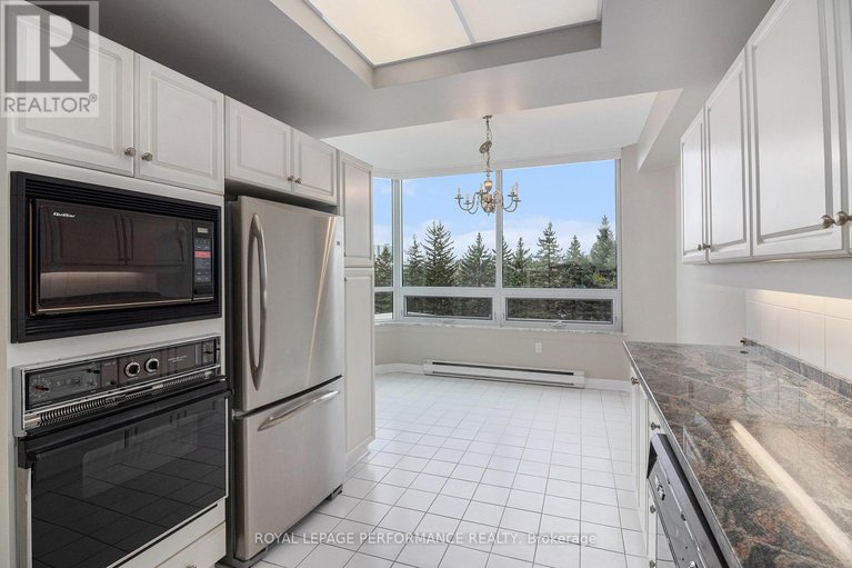 29115346/301-1480-riverside-drive/riverview-park/ottawa/ontario/K1G5H2_15