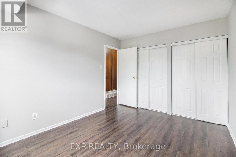 29070833/1687-meadowbrook-road/pineview/ottawa/ontario/K1B4W6_13