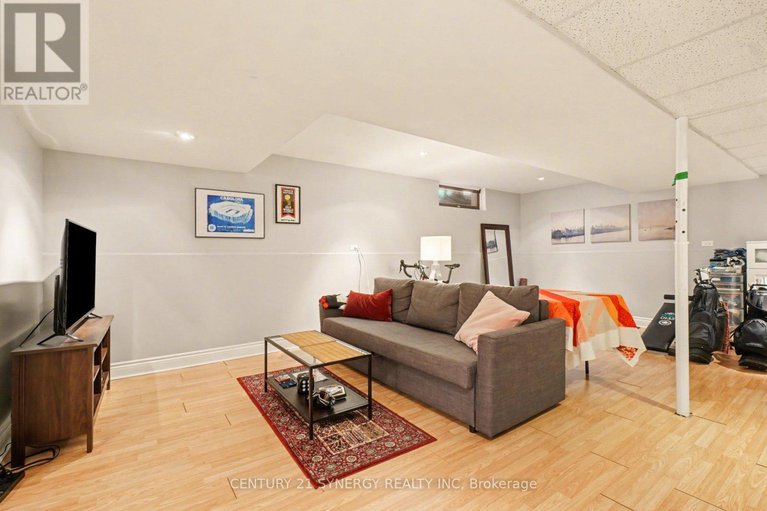 29426176/6044-willowbark-drive/chapel-hill/ottawa/ontario/K1C5T4_24