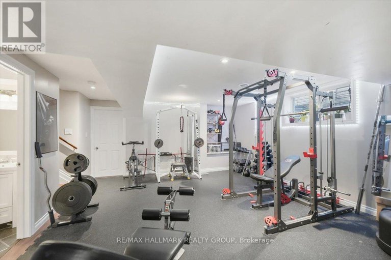 28973133/930-scala-avenue/notting-hillsummerside/ottawa/ontario/K4A5E1_30