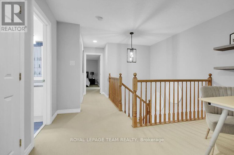 28451153/70-oldfield-street/barrhaven-east/ottawa/ontario/K2G7C2_22