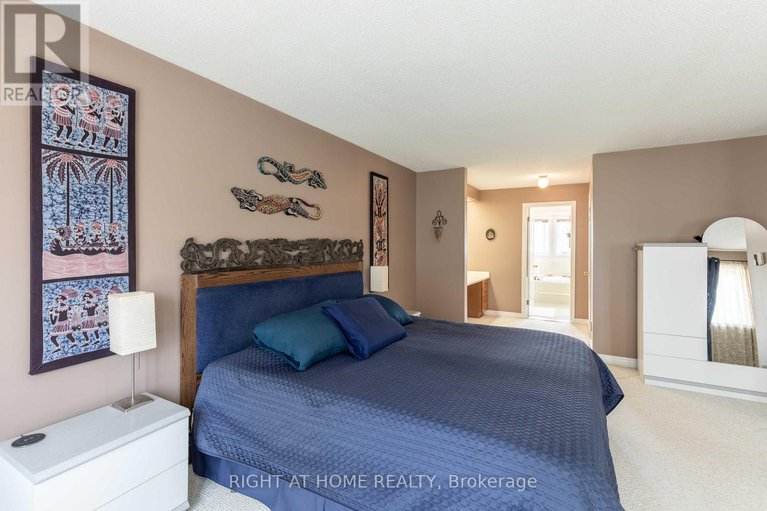 28541779/21-hime-crescent/hunt-club-park/ottawa/ontario/K1G4S1_22