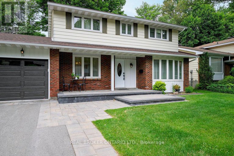 28522793/31-oakhurst-crescent/blackburn-hamlet/ottawa/ontario/K1B4A5_2