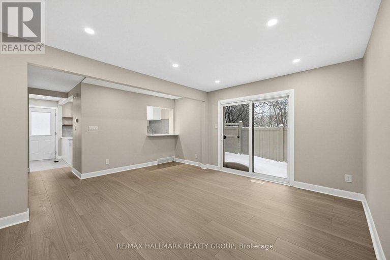 29355189/1414-ridgebrook-drive/pineview/ottawa/ontario/K1B4T2_15