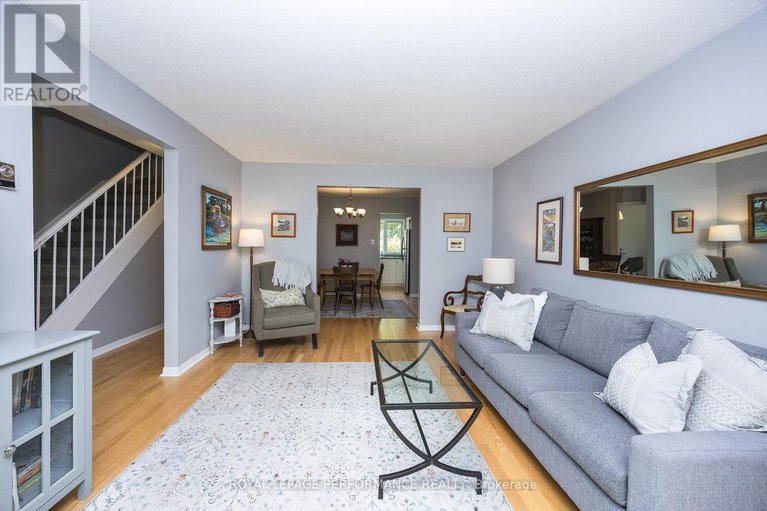 28471884/49-reaney-court/beaverbrook/ottawa/ontario/K2K1W7_10