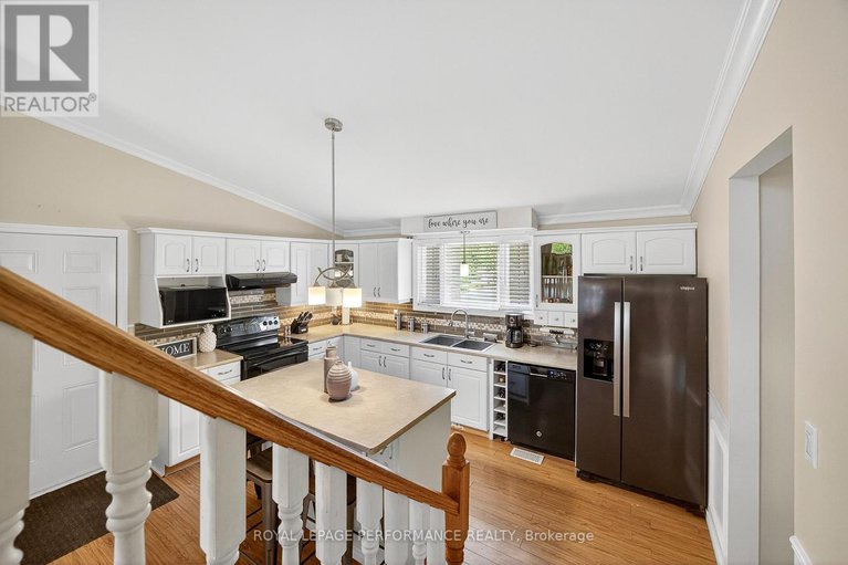 28678850/4937-canaan-road/clarencerockland-twp/clarence-rockland/ontario/K0A2A0_21