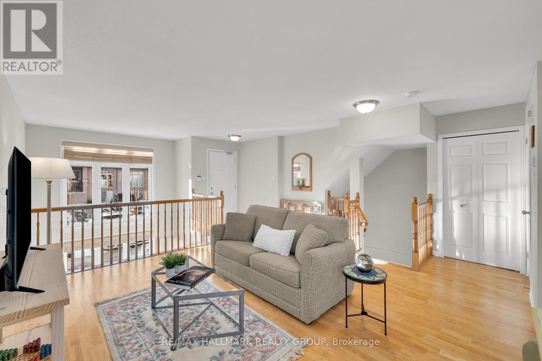 29228644/4-577-reardon-private/heron-gateindustrial-park/ottawa/ontario/K1V2K9_8