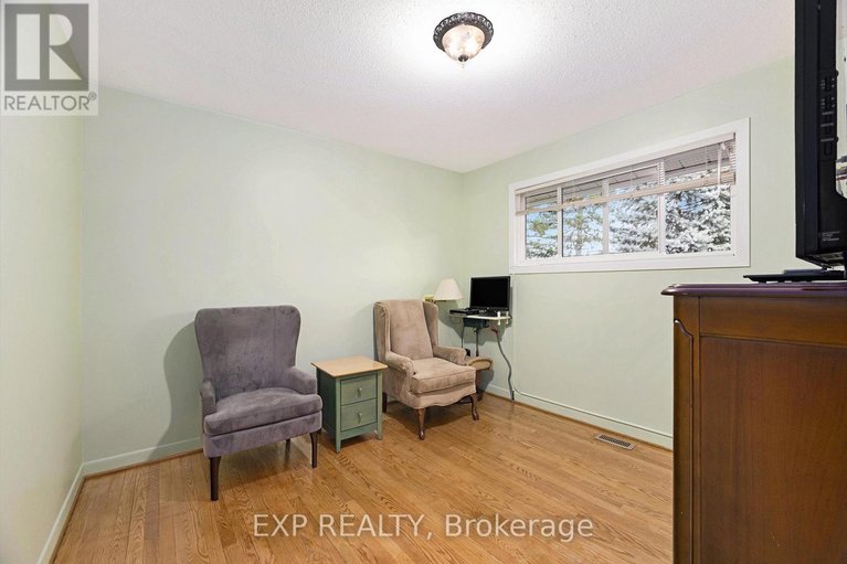 29565523/41-wigan-drive/borden-farmstewart-farmcarleton-heightsparkwood-hills/ottawa/ontario/K2E6K9_23