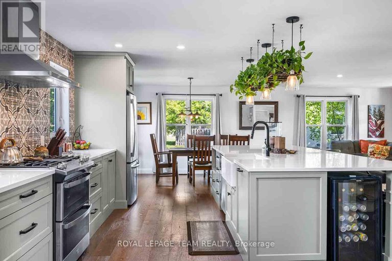 28853466/1271-collier-crescent/greely/ottawa/ontario/K4P1C1_13