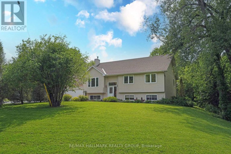 28430481/184-old-pakenham-road/fitzroy/ottawa/ontario/K0A1X0_1