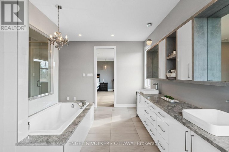 28249297/532-leimerk-court/manotick-village-manotick-estates/ottawa/ontario/K4M0E3_27