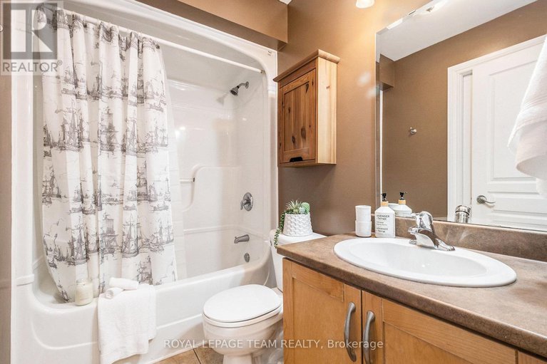 28639751/1307-whitney-road/north-grenville-twp-kemptville-east/north-grenville/ontario/K0G1J0_28