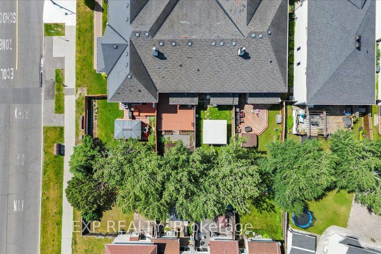 29069175/264-bradwell-way/blossom-parkkemp-parkfindlay-creek/ottawa/ontario/K1T4J2_48