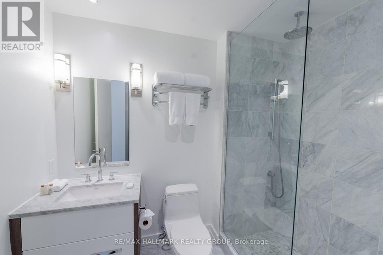 28805303/502-111-champagne-avenue/west-centre-town/ottawa/ontario/K1S5V3_17