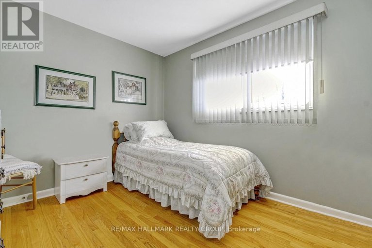 29307341/1259-placid-street/queensway-terrace-southridgeview/ottawa/ontario/K2C3A8_17