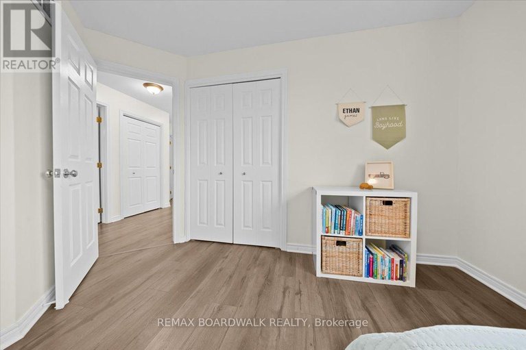 29673250/8044-craig-farm-drive/metcalfe/ottawa/ontario/K0A2P0_34