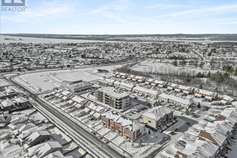 29318065/11-1124-docteur-corbeil-boulevard/town-of-rockland/clarence-rockland/ontario/K4K0G9_34