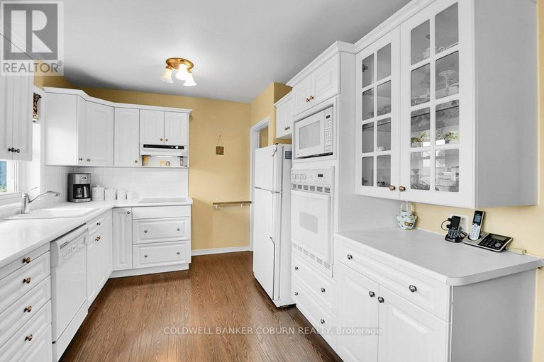 28624046/74-kyle-drive/morrisburg/south-dundas/ontario/K0C1X0_15