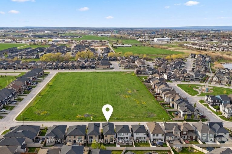 29615580/539-honeylocust-avenue/emerald-meadowstrailwest/ottawa/ontario/K2V0L8_50