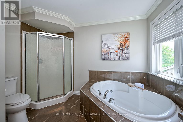 28623139/329-west-ridge-drive/stittsville-south/ottawa/ontario/K2S2G7_28