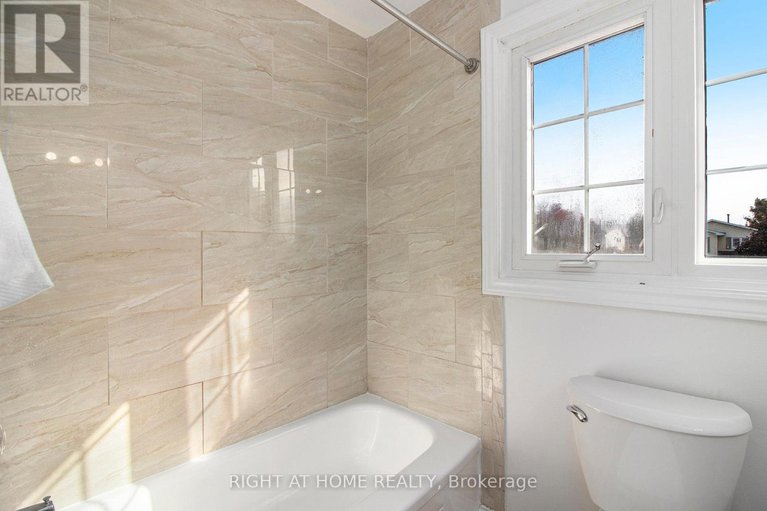 29025914/6357-st-louis-drive/hiawatha-parkconvent-glen/ottawa/ontario/K1C2X9_23