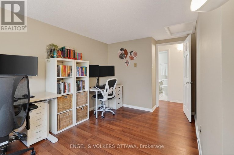 29581107/208-6-terrace-drive/westcliffe-estates/ottawa/ontario/K2H9J2_19