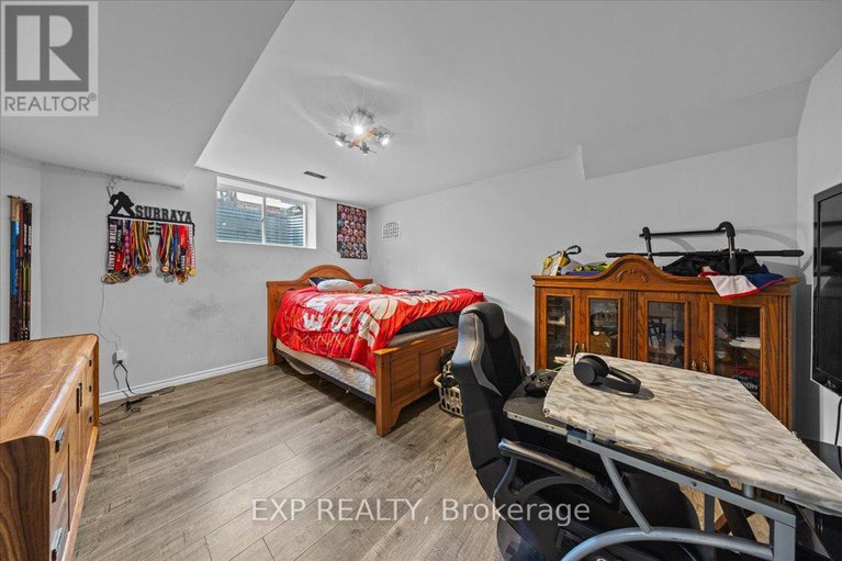 28821511/121-daglan-crescent/avalon-west/ottawa/ontario/K4A0W7_29