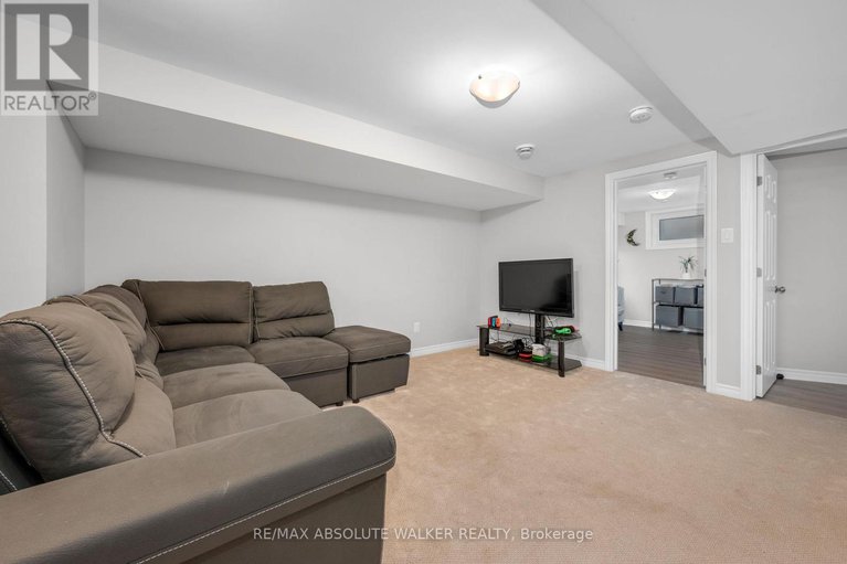 28655528/2477-merivale-road/rideau-heightsashdalerideau-glen/ottawa/ontario/K2C3H1_24