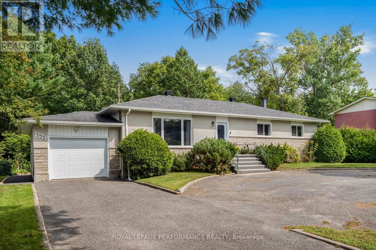 28854771/751-pattee-road/champlain-twp/champlain/ontario/K6A2R2_33