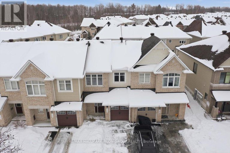 29233592/748-morningstar-way/mer-bleuebradley-estatesanderson-park/ottawa/ontario/K1W0G6_1