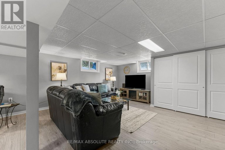 29301137/131-burns-drive/mcnabbraeside-twps/mcnabbraeside/ontario/K0A1G0_26