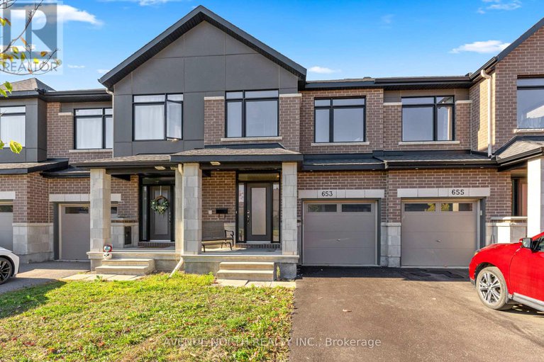 28967067/653-putney-crescent/stittsville-south/ottawa/ontario/K2S2N7_1