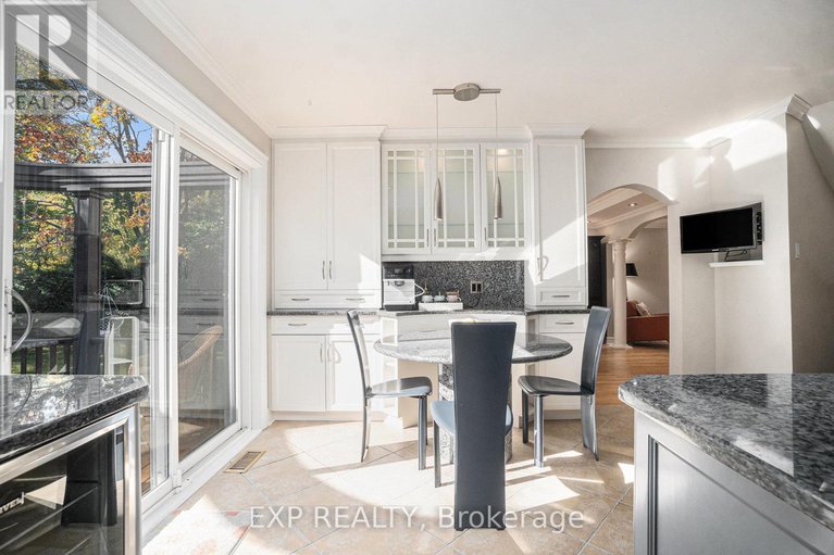 28983082/150-topaze-avenue/navan/ottawa/ontario/K4B1K1_15