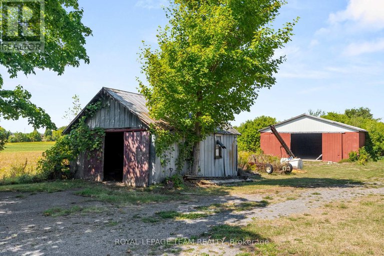 28826207/2307-carsonby-road-w/rideau-twp-w-of-hwy-16-north-of-reg-rd-6/ottawa/ontario/K0A2T0_11