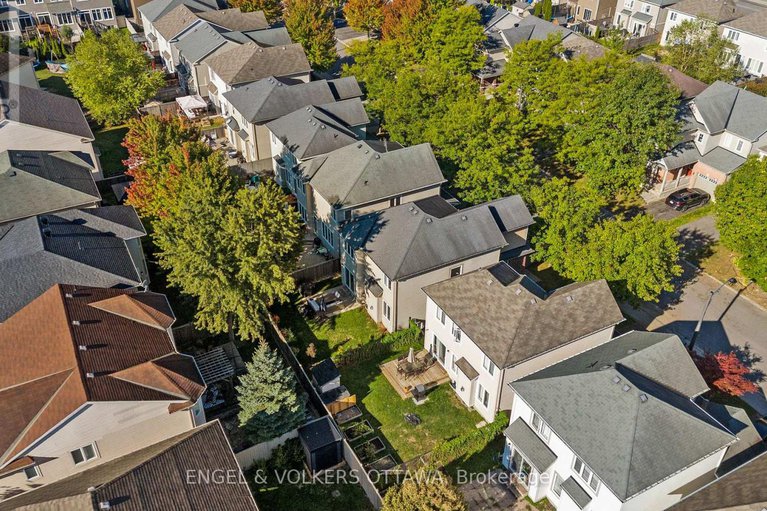 28873789/416-vendevale-avenue/stittsville-north/ottawa/ontario/K2S0M6_48