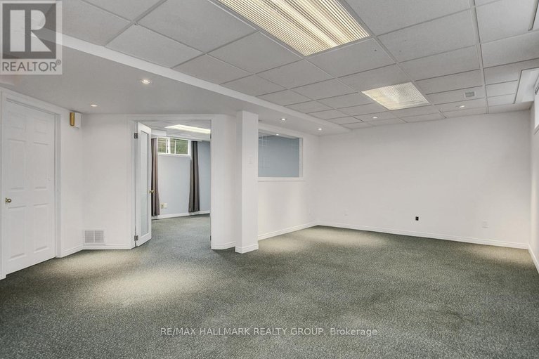 28882866/1166-ambercrest-street/carson-grove/ottawa/ontario/K1J1B2_38