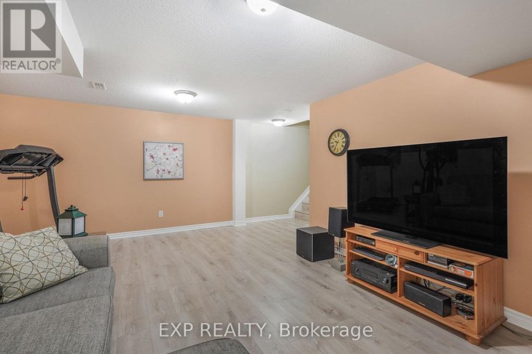 29614404/342-grammond-circle/avalon-west/ottawa/ontario/K4A0W8_24