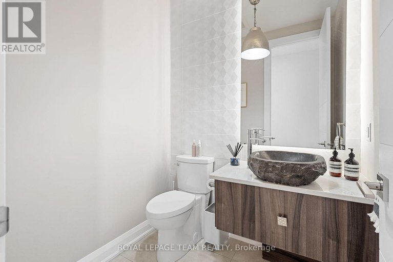 28288263/132-dunblane-way/manotick-village-manotick-estates/ottawa/ontario/K4M0A8_21