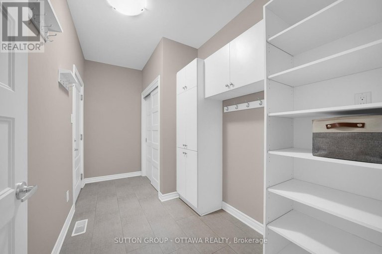 29129428/412-odessa-way/cedargrovefraserdale/ottawa/ontario/K2J5X7_20