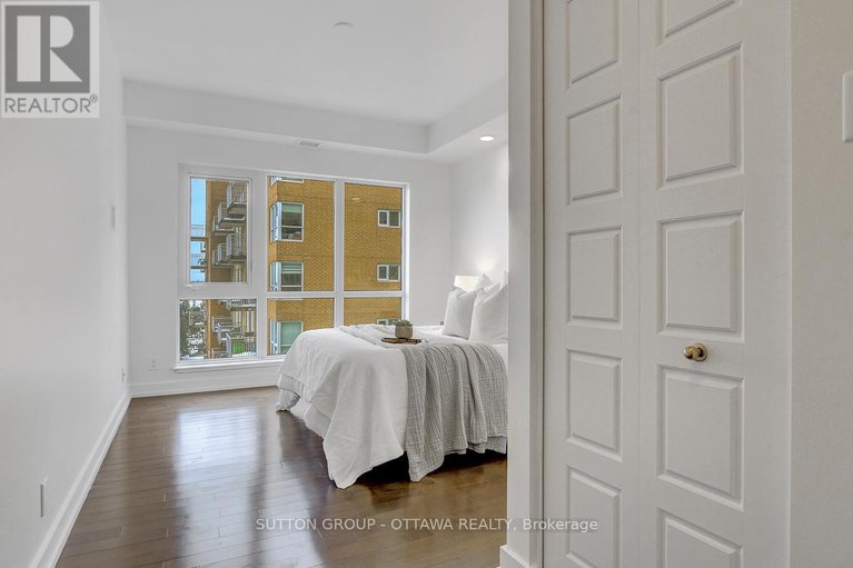 29233597/903-330-titan-private/borden-farmstewart-farmcarleton-heightsparkwood-hills/ottawa/ontario/K2G1G3_21