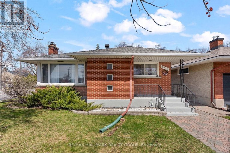 29657775/2075-neepawa-avenue/carlingwood/ottawa/ontario/K2A3L7_4